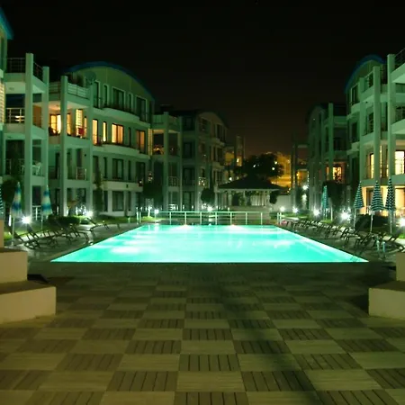 Apartment Side Garden *