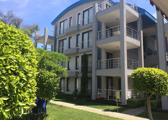 Side Garden * Манавгат