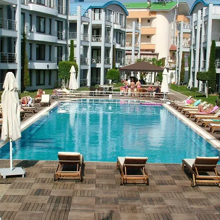 Side Garden Apartman