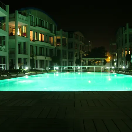 Apartman Side Garden