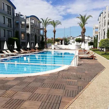 Side Garden 아파트 *